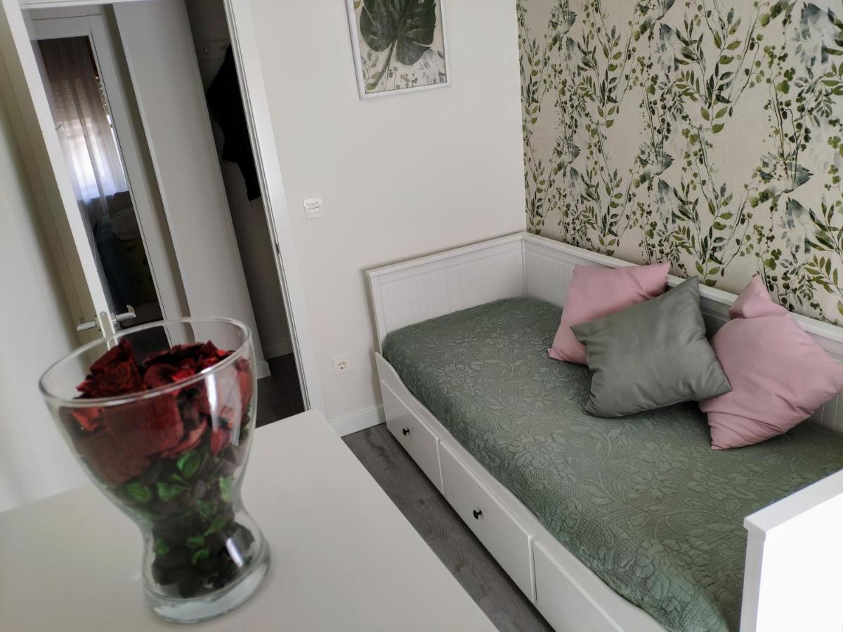 Apartamento Paula Валадоид Екстериор снимка